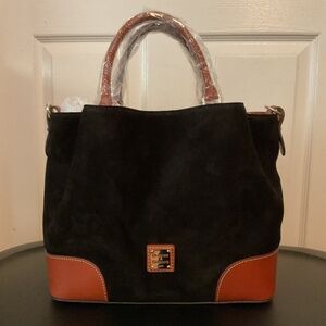 🔥🔥Brand New Dooney & Bourke Suede Leather Brenna Bag🔥🔥
